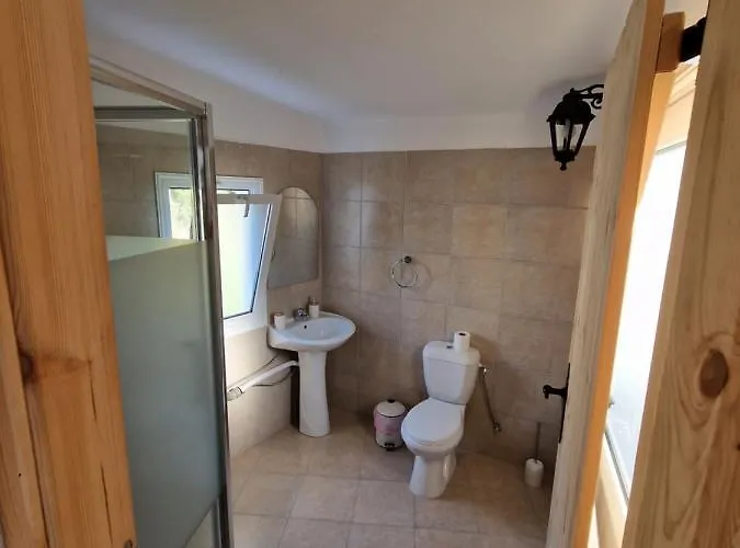 Apartmán Aprosmeno Jacuzzi House 4 *