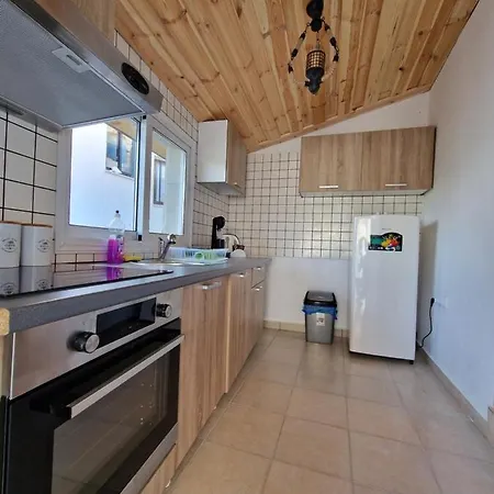 Aprosmeno Jacuzzi House 4 Apartment