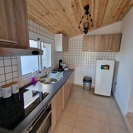 Aprosmeno Jacuzzi House 4 Agros